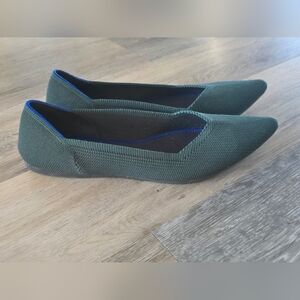 Rothys the Point II Emerald Size 9.5